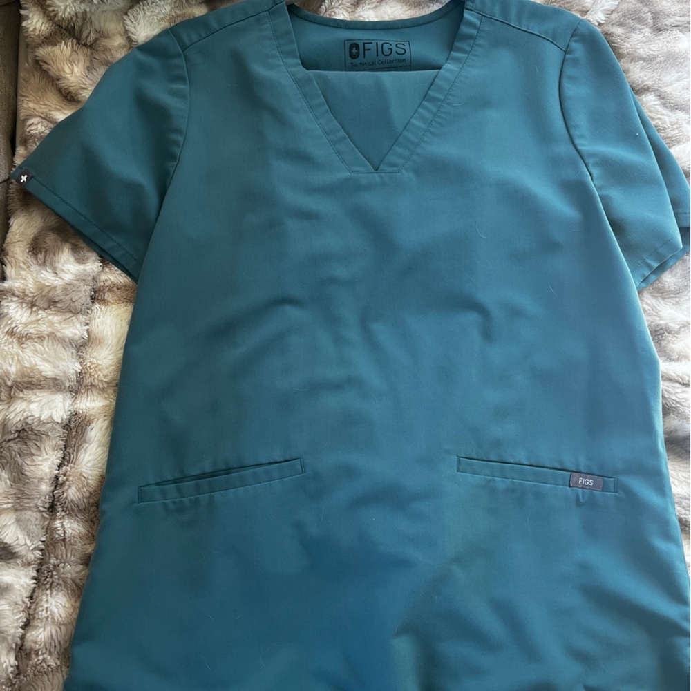 Figs Scrubs: Hydrogreen: Medium: M Casma Top & M Zamora Joggers